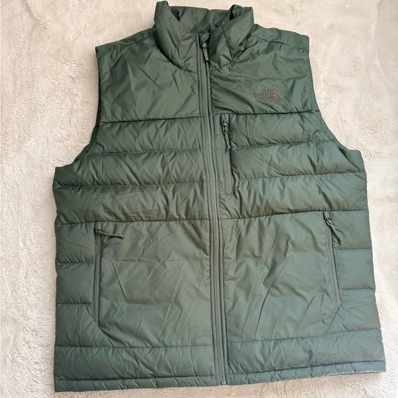 The North Face Aconcagua 2 Down Vest Men’s L | Outdoor Performance | Lightweight - Picture 4 of 11